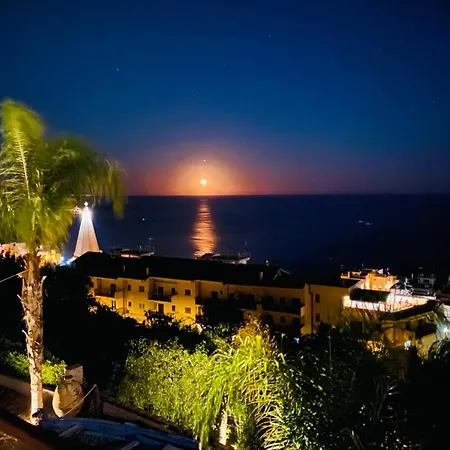 ‚luxury' Vittorianna Etna- Taormina & Seaview With Pool Villa *